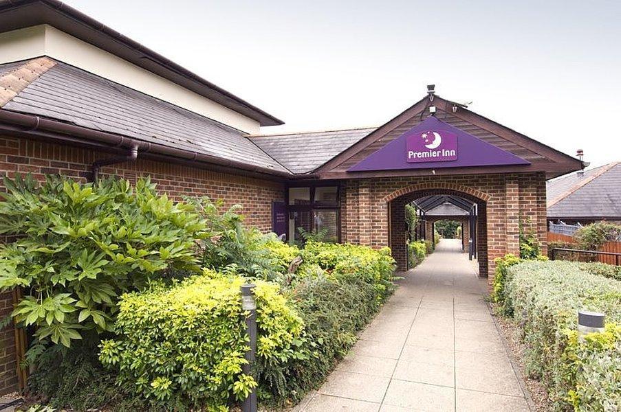 Premier Inn High Wycombe/Beaconsfield Extérieur photo